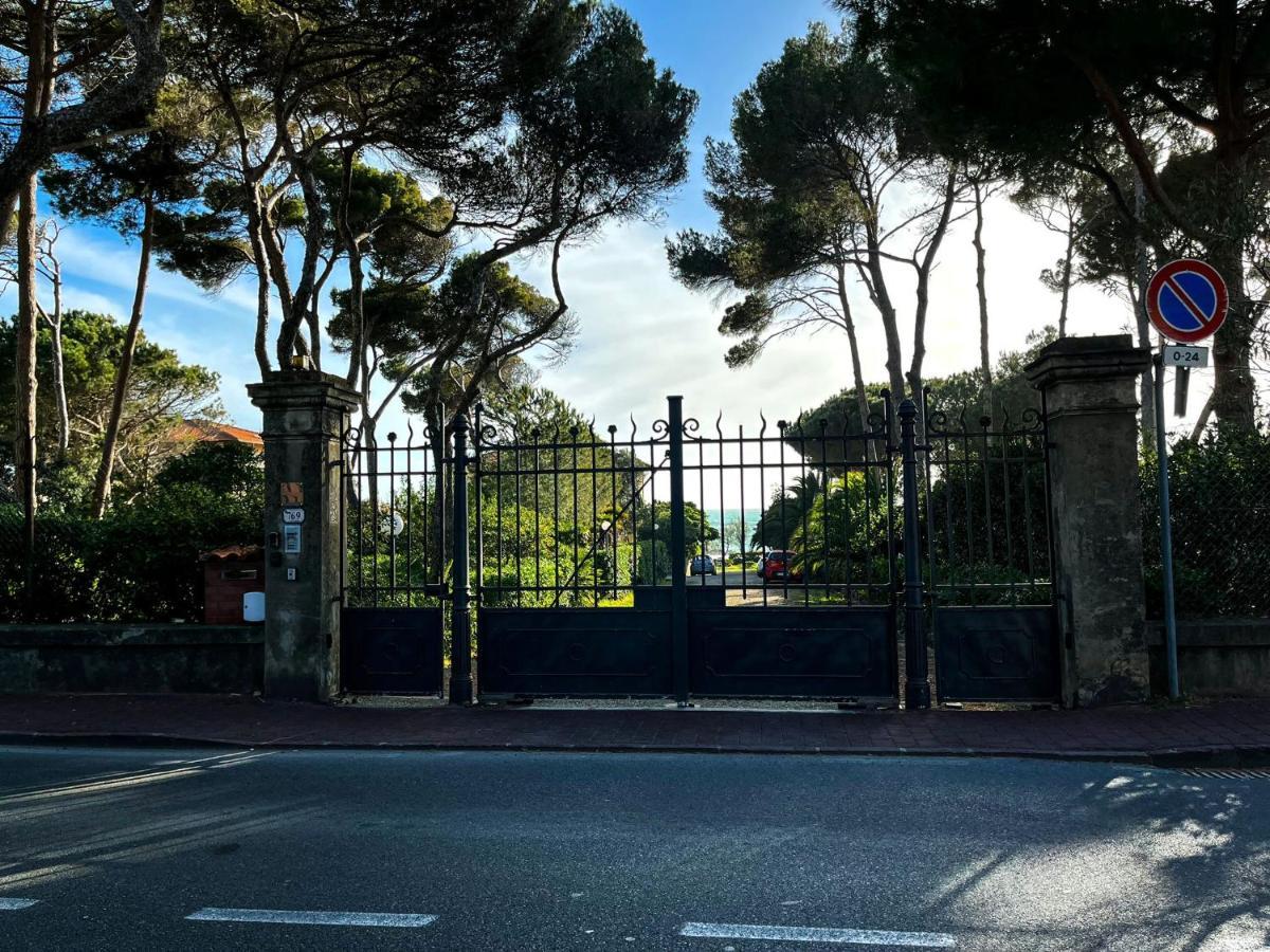Villino La Fresia Villa Castiglioncello Exterior photo